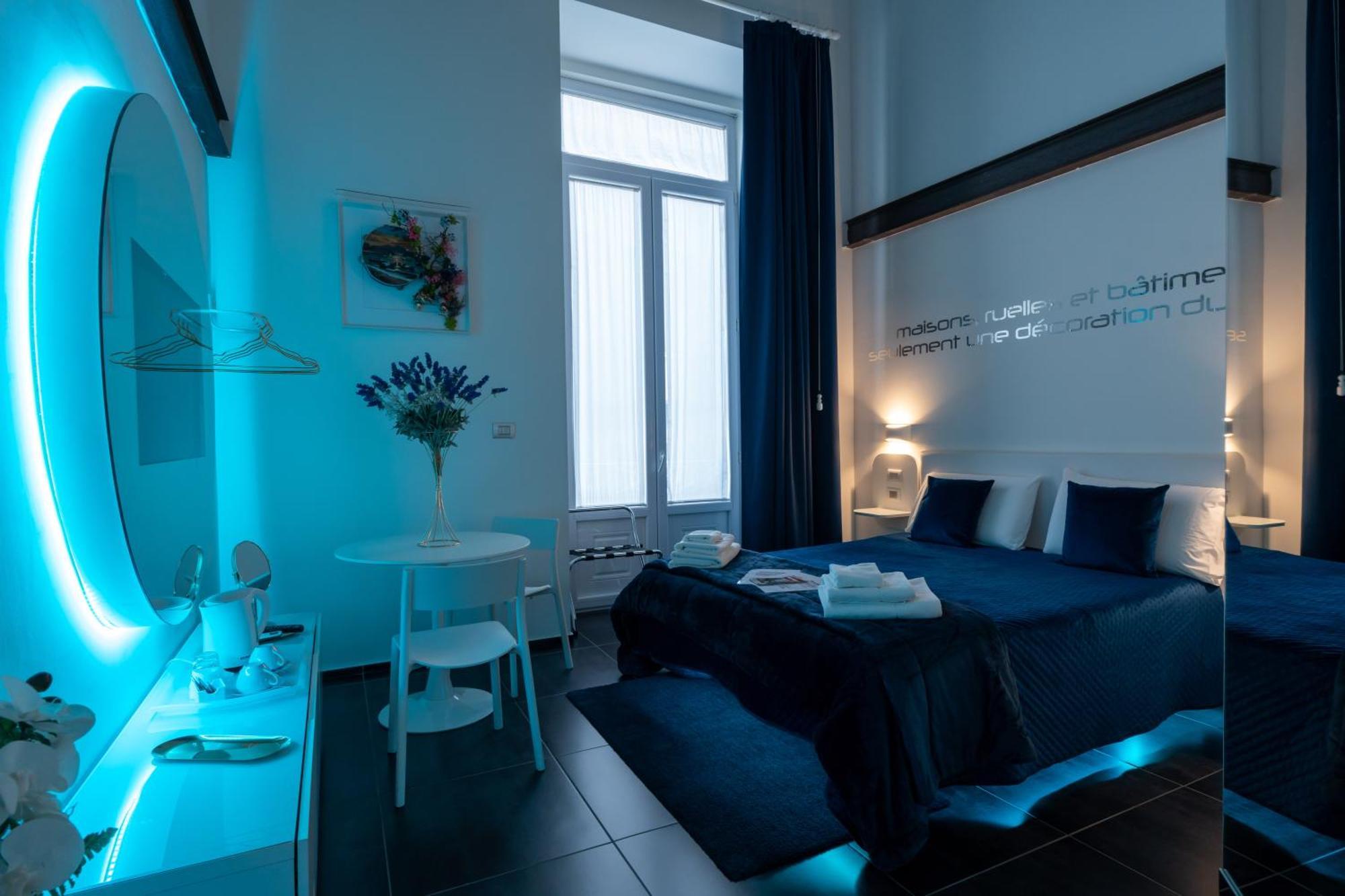 Bed and Breakfast Skyhouse Chiaia Nápoles Exterior foto