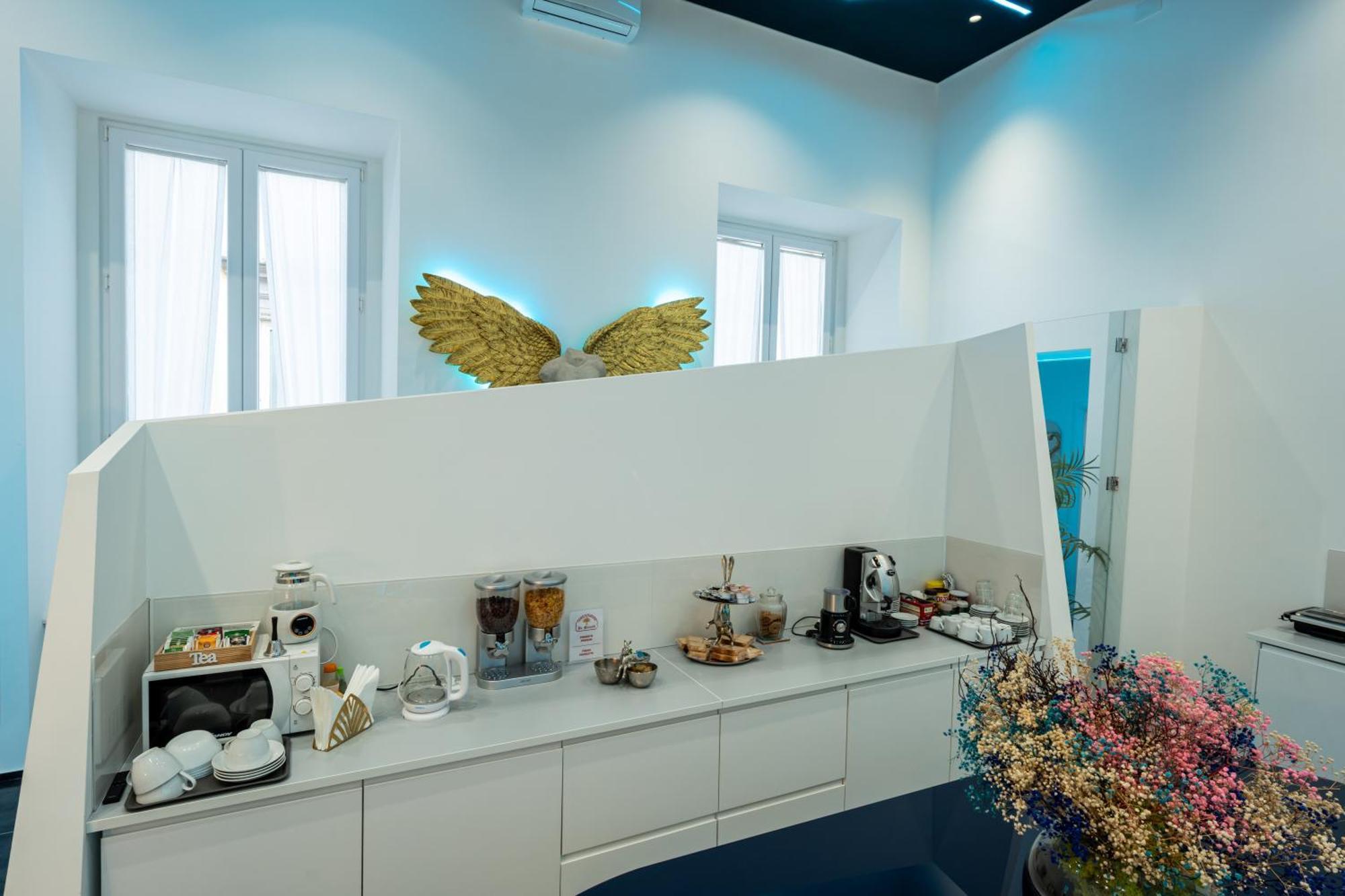 Bed and Breakfast Skyhouse Chiaia Nápoles Exterior foto